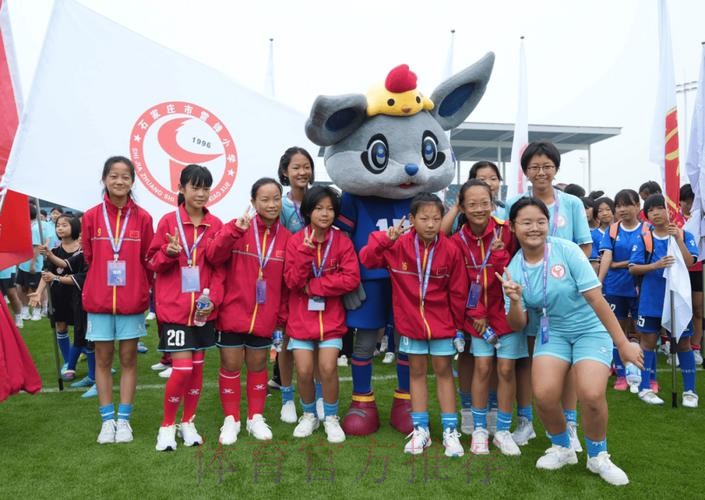 相约唐山南湖城市足球广场 第七届“冀萌杯”青少年足球赛燃情开赛 相约唐山南湖城市足球广场 第七届“冀萌杯”青少年足球赛燃情开赛